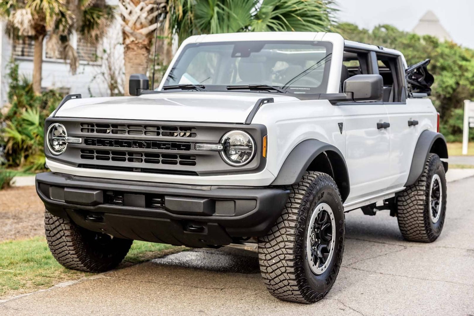 Bronco Rental, Unmatched Luxury and Comfort from Cruise 30A’s Rental Fleet